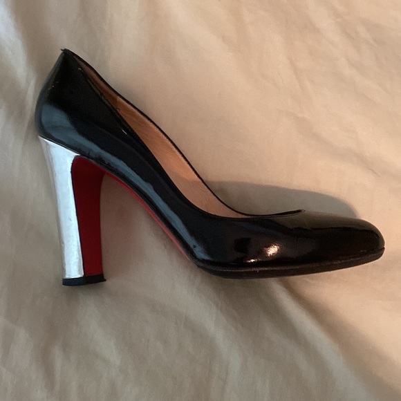Christian Louboutin Heels 👠 - Picture 2 of 8